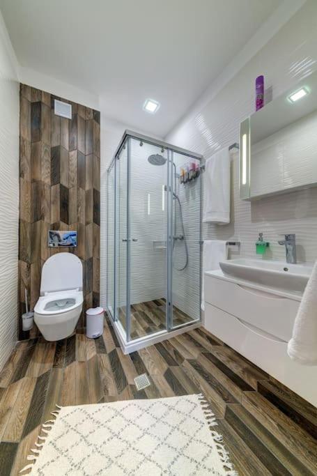 סמוליאן Home Away From Home Apartment 538 מראה חיצוני תמונה