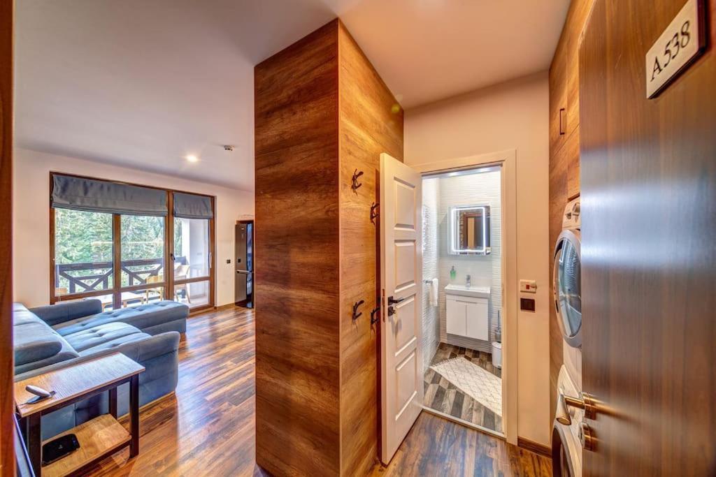 סמוליאן Home Away From Home Apartment 538 מראה חיצוני תמונה